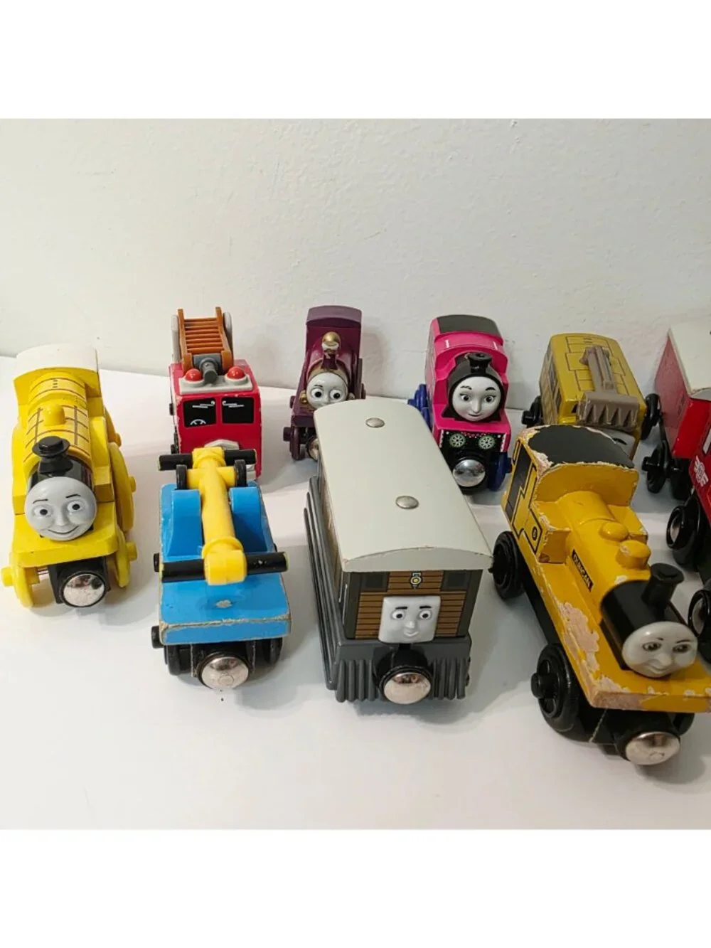 18 pc Mix Thomas & Friends Magnetic Wooden Train Engines Cars Toby Diesel Lady